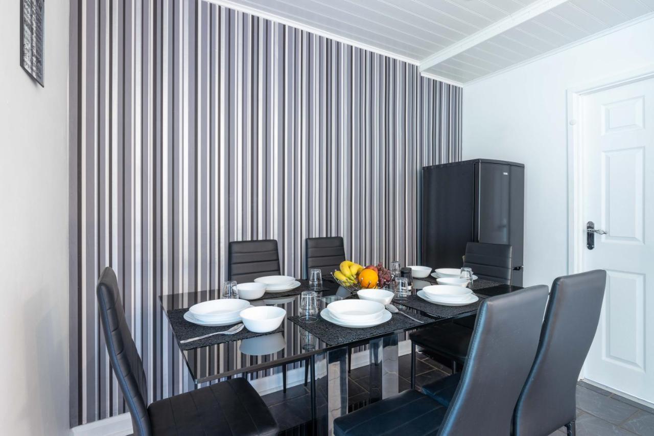 Capri 13 Sa - 3 Bedroom House Close To Loughborough University, Ev Car Facilities, Free Parking, Free Wifi - Ask For Contractor Rates! Luaran gambar